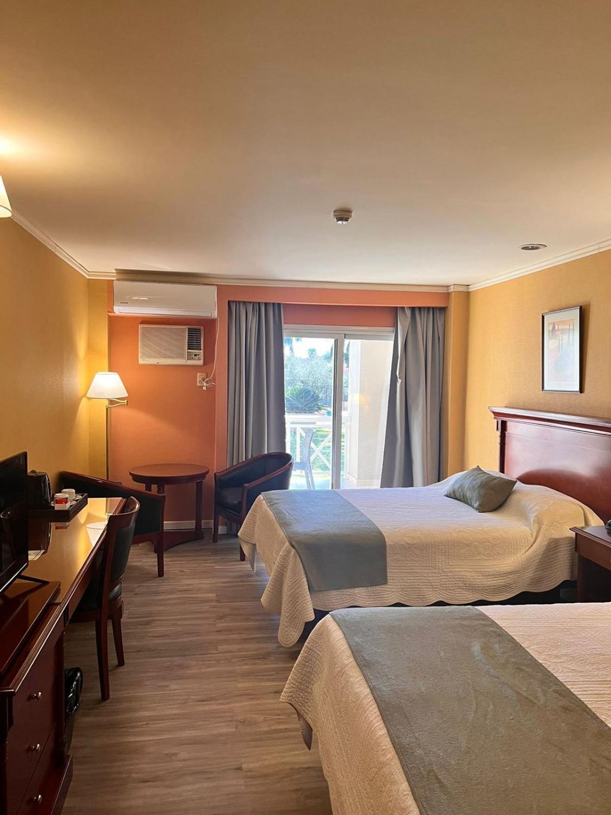 Condado Hotel Casino Santo Tome ภายนอก รูปภาพ
