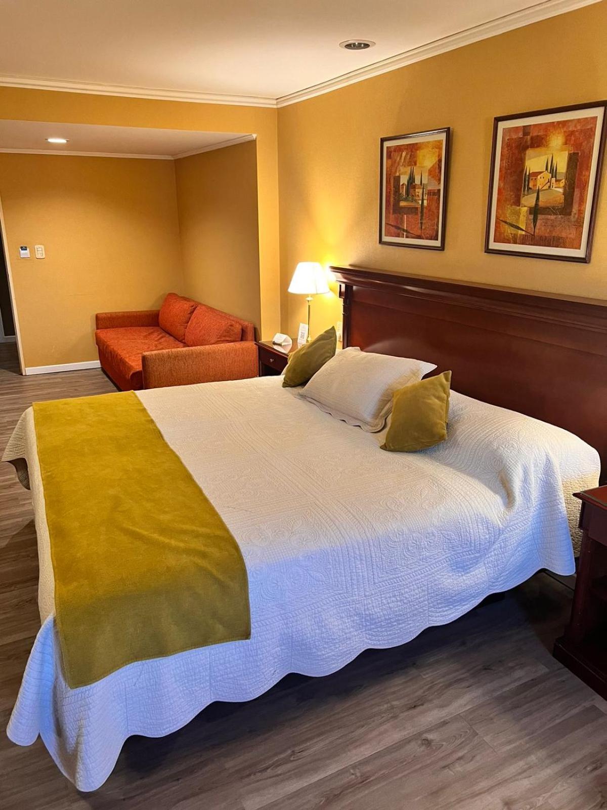 Condado Hotel Casino Santo Tome ภายนอก รูปภาพ